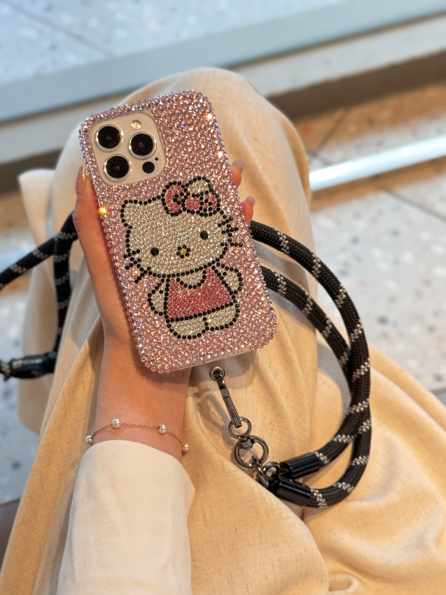 【クリスタル】10MMストラップ ショルダー付きiPhoneケース 1128-10