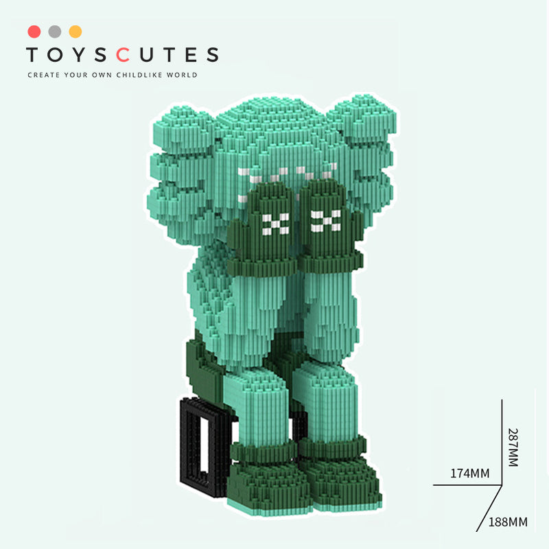 カウズ KAWS Holiday Japan 緑 ナノブロック互換性ブロック